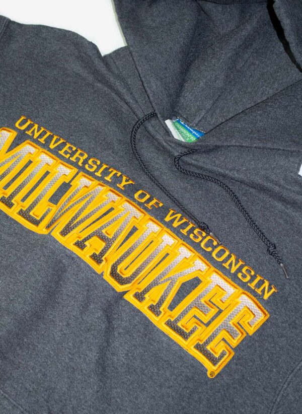 VINTAGE CHAMPION MILWAUKEE HOODIE – Bild 3