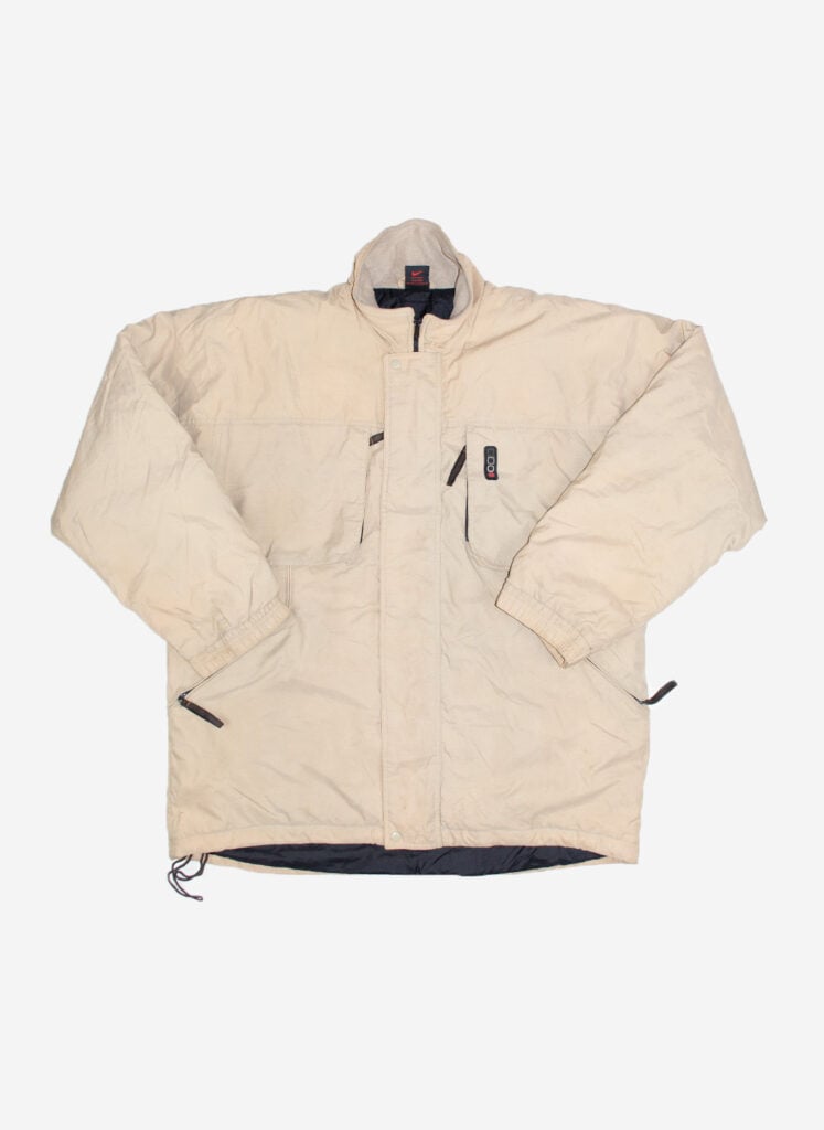 VINTAGE 90s NIKE WINTERJACKE BEIGE