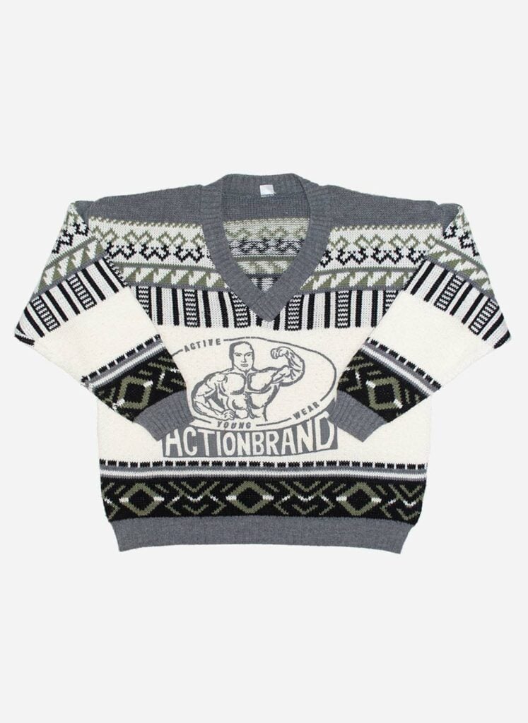 VINTAGE V-NECK KNITSWEATER