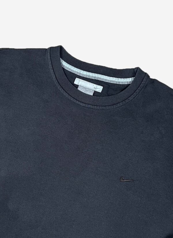 Vintage Y2K Nike Sweater schwarz faded – Bild 2