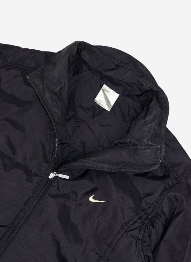 Vintage Nike Y2K women's Jacke schwarz