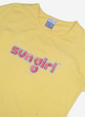 Vintage Y2K Nike women’s “sun girl” Babytee