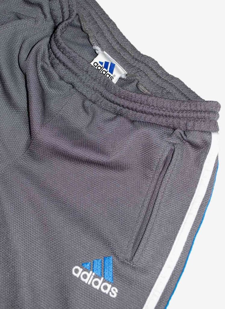 Vintage Adidas Shorts grau