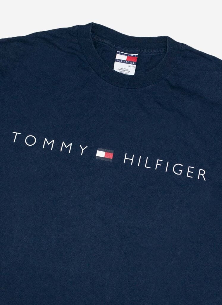 Vintage 90s Tommy Hilfiger T-Shirt