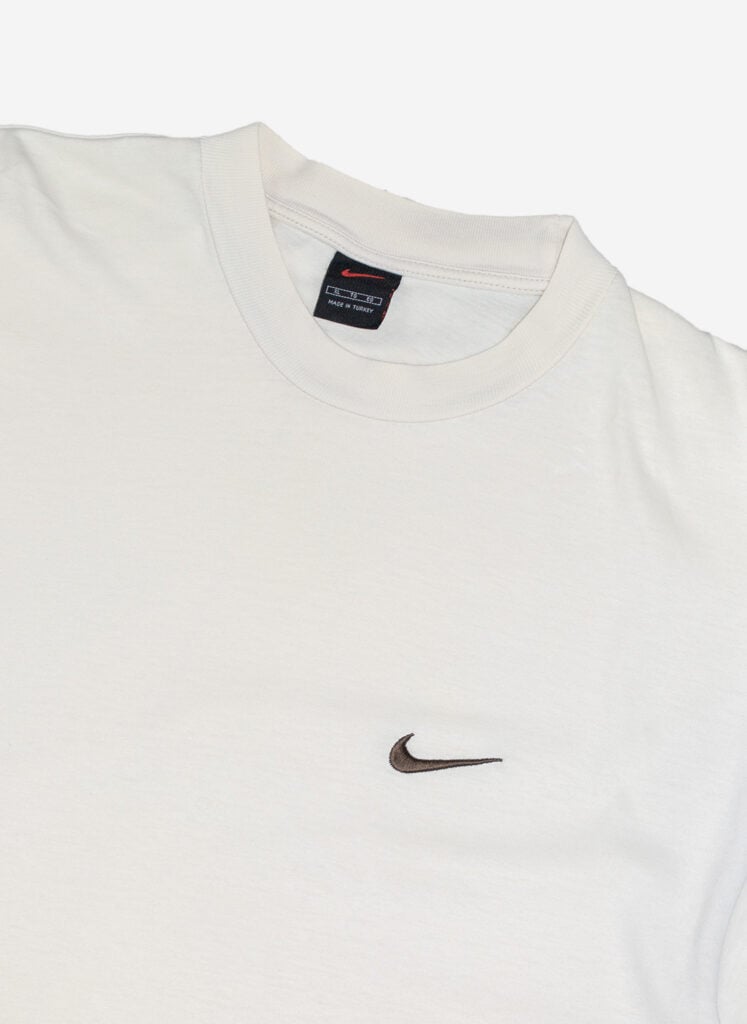 Vintage 90s Nike T-Shirt creme