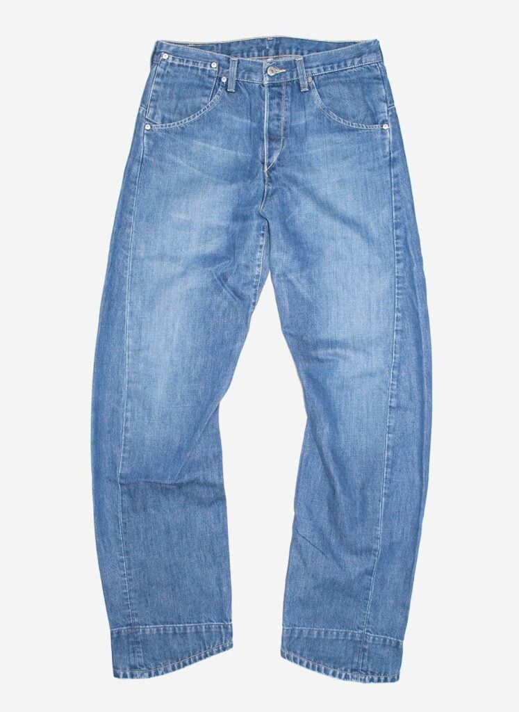Vintage Levi's Y2K Custom flared Jeans