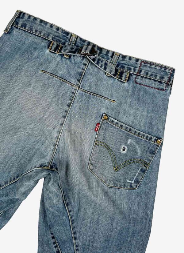 Vintage Levi's Engineered Twisted Jeans distressed – Bild 3