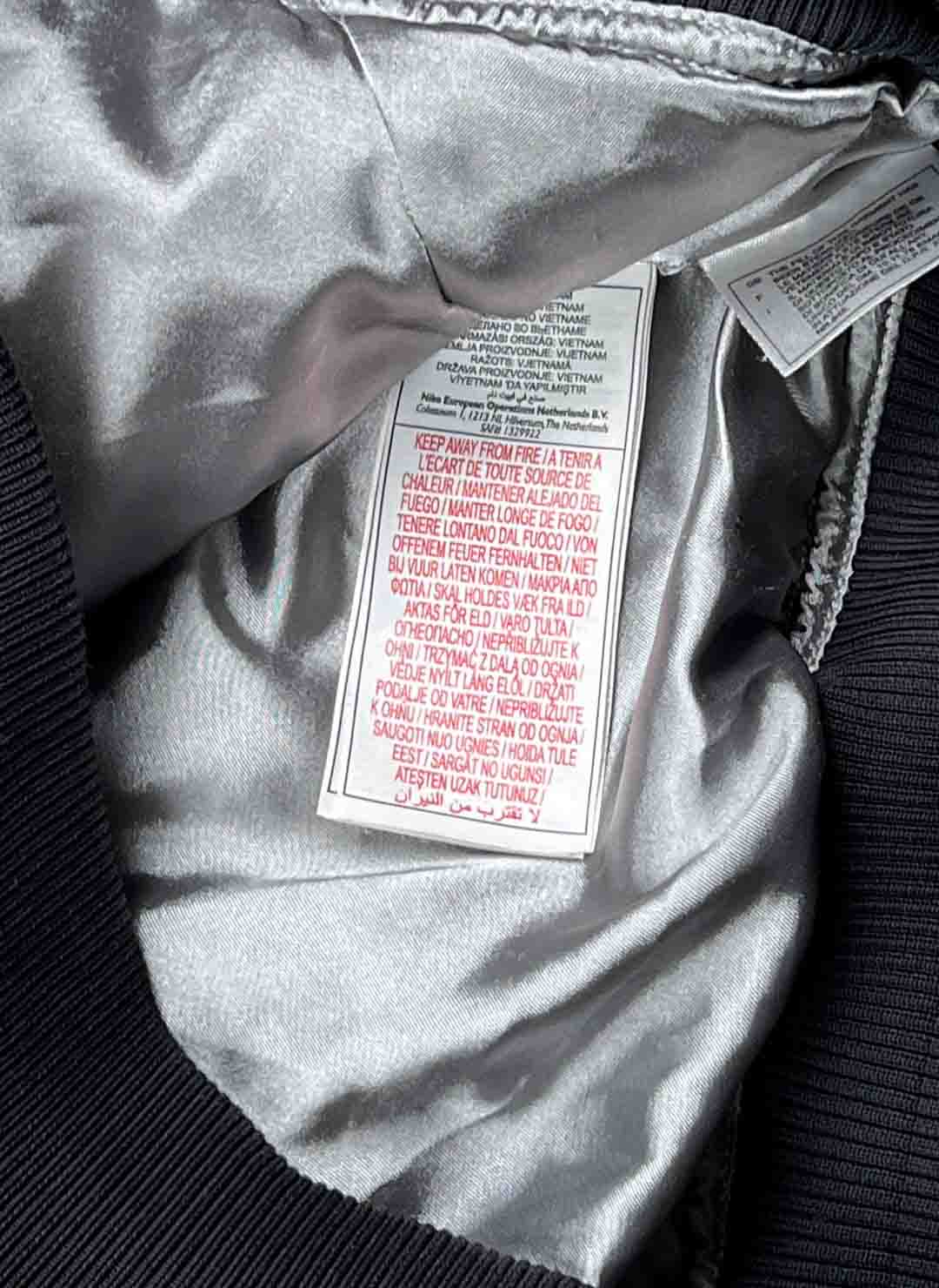 Vintage Nike Y2K Damen Winterjacke – Bild 4