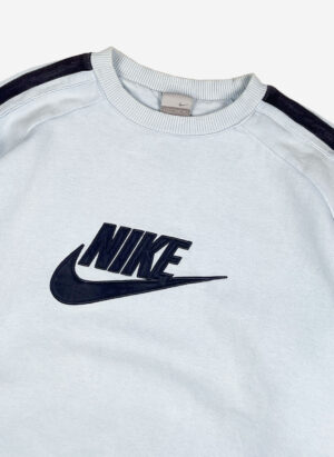 Vintage Y2K Nike Sweater babyblau