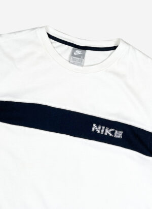 Vintage Y2K Nike T-Shirt weiß