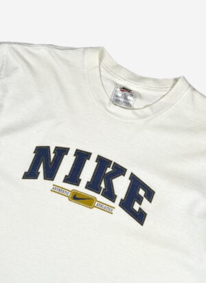 Vintage 90s Nike T-Shirt creme