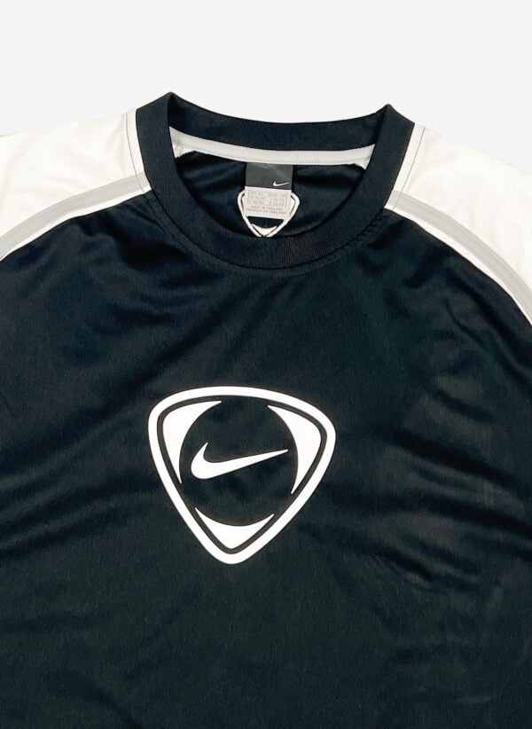 Vintage Y2K Nike Jersey schwarz