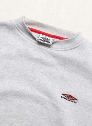 Vintage Umbro Sweater hellgrau boxy