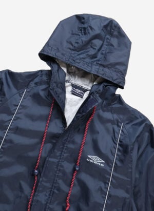 Vintage Umbro Hooded Trackjacket navy