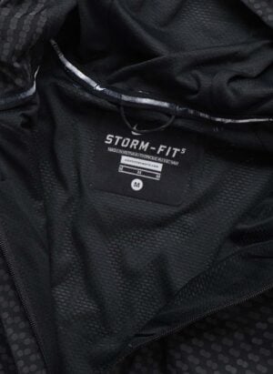Nike Storm-Fit Windbreaker mit Kapuze