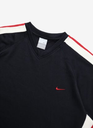 Vintage Y2K Nike Jersey schwarz